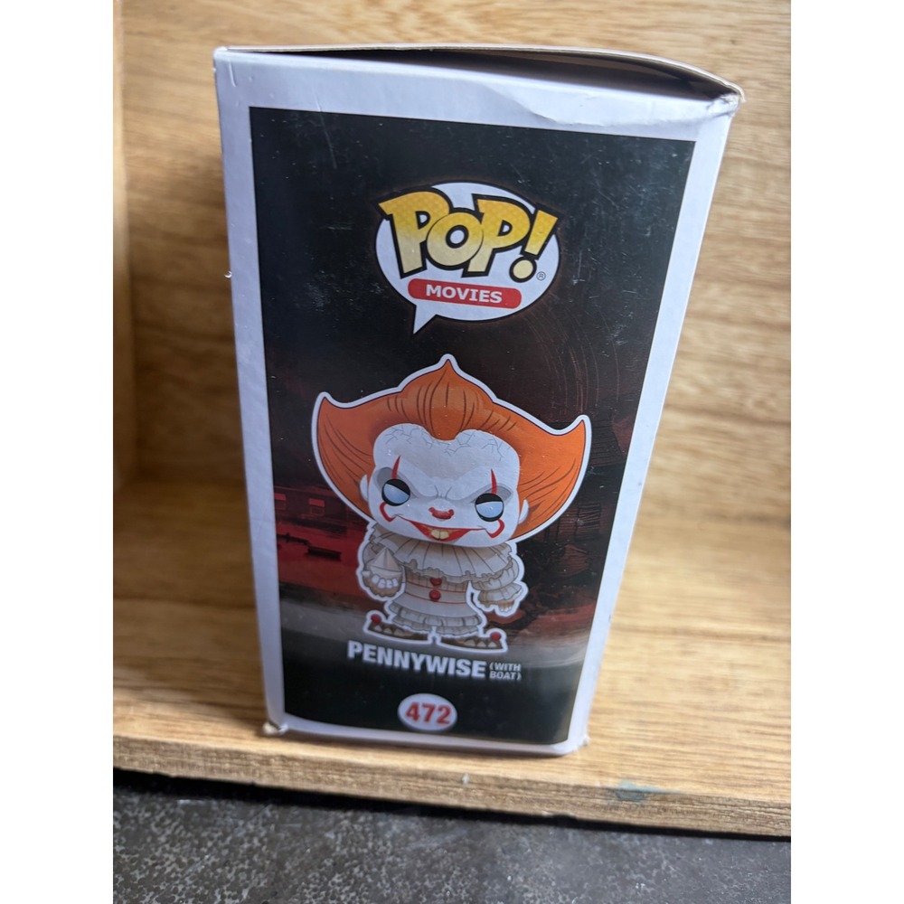 Funko Pop Movies IT Pennywise with Boat Vinyl Figure 472 Horror Collectible - Picture 4 of 7